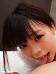 Chubby Mai Toda knows how use her tongue