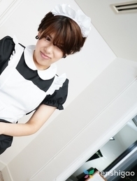 Maid Hinata Nanase sucks our dick deeply